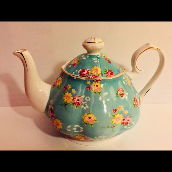 NEW Flowery Gracie China Porcelain Teapot